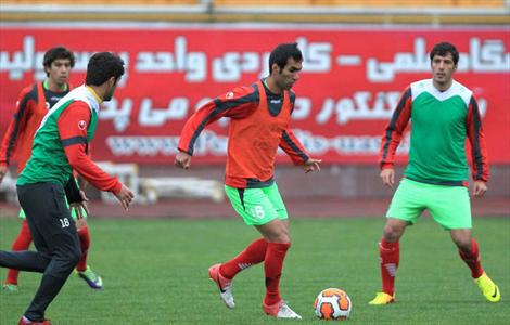 آخرین وضعیت پولادی و اومانا در پرسپولیس 