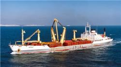  دومین کشتی تایوانی وارد ایران شد/ تراز تجارت بندر شهید رجایی مثبت شد