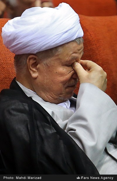  گریه هاشمی رفسنجانی+عکس