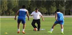 پیروزی استقلال مقابل پارسه در نیمه اول