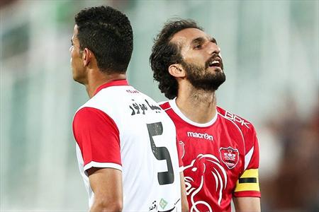 زمین کج بود، نتوانستم گل بزنم