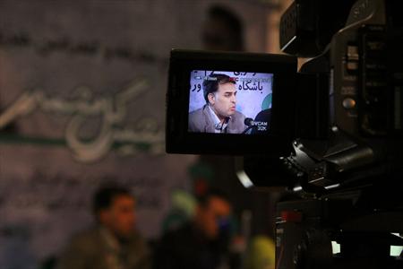 بازیکنی که با دمپایی پاره به فوتبال آمد