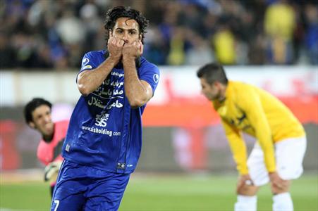 فرهاد مجیدی به استقلال برمی‌گردد!