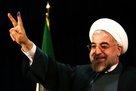 آغاز فعالیت فعالان ستادهای حسن روحانی برای انتخابات مجلس