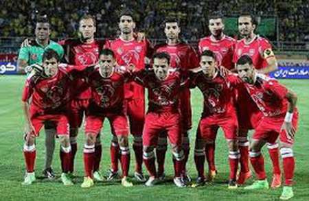 سرخپوشان پرسپولیس وارد جزیره کیش شدند