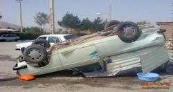 واژگونی خودروی وانت با ۳۰ سرنشین!