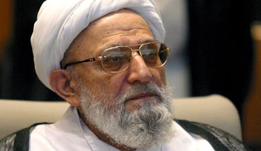 نظر آیت‌‌‌الله مهدوی‌کنی درباره همگرایی اصولگرایان پیش از بستری در بیمارستان 