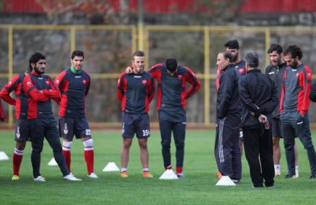 ترکیب پرسپولیس و گسترش فولاد اعلام شد