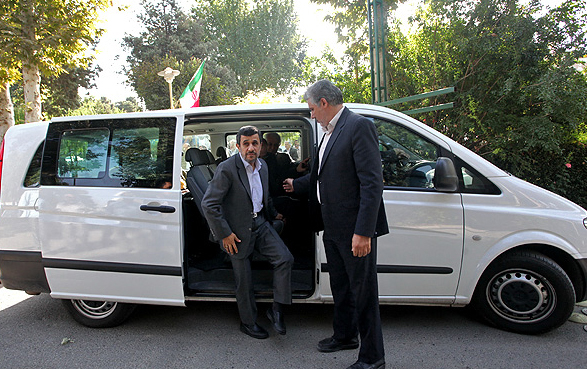 ماشین جدید احمدی نژاد+عکس