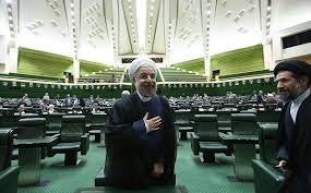 دولت در معرفی وزیر علوم بنای لج‌بازی دارد؟/ نگرانی از همسویی تئوری حجاریان و دولت برای وزارت علوم/دانش‌آشتیانی: بسیج بیرون از دانشگاه برود