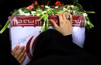 ای مسافر آسمانها گامهایت را آهسته بردار