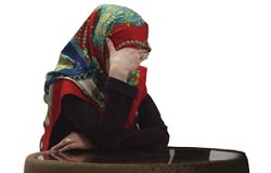 اثرات بگو بخند با نامحرم بر زندگی زناشویی