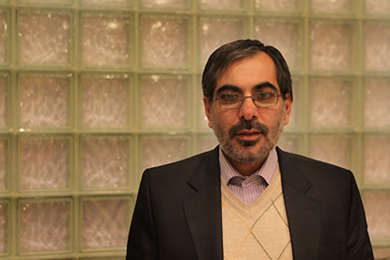 مسیر مجلس در رای اعتماد، آرمانهای امام(ره)، قانون اساسی و راه ولایت است/ فتنه همچنان معیار است