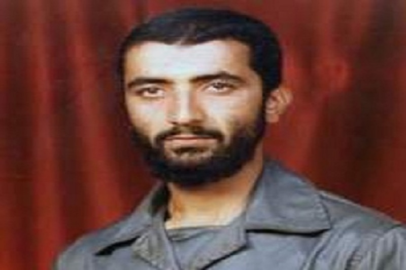 شعری که پدر برای سنگ مزار پسرش سرود/ نقاش مظلوم جبهه‌ها