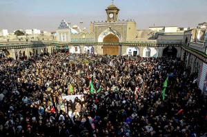 آستان حضرت عبدالعظیم(ع) مملو از جمعیت