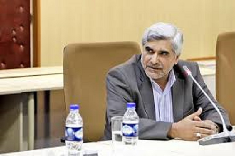 فرهادی: وظیفه ما حمایت از پژوهش است