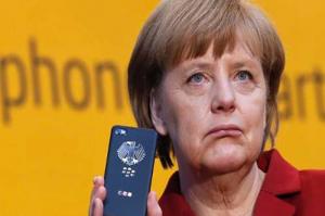 صدراعظم آلمان تلفن همراه شخصی ندارد که شنود شود