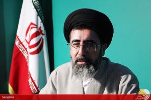 سکوت روزنامه های اصلاح طلب در برابر تجمع اربعین به معنای مخالفت با پیام عاشورا است/جولان روشنفکران غرب زده در روزنامه های اصلاح طلب