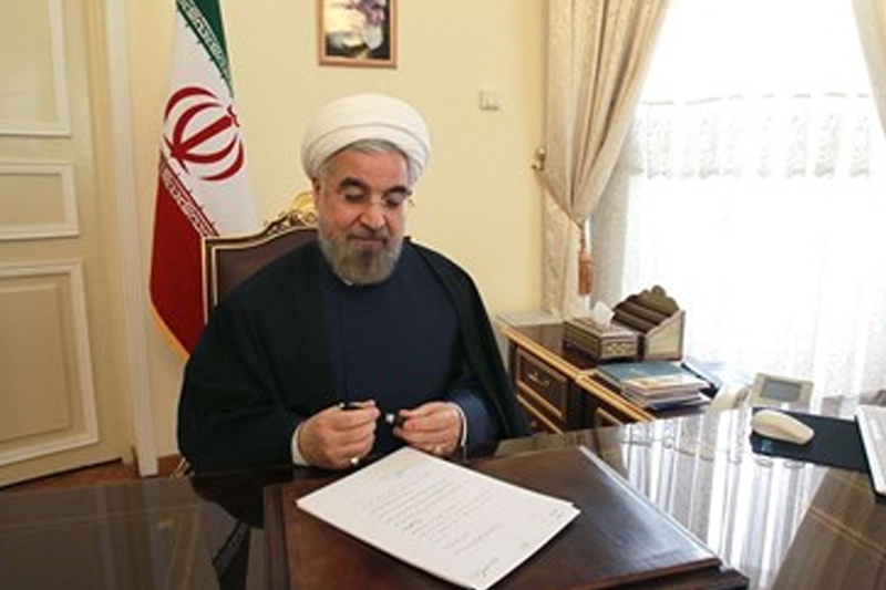 روحانی روز ملی ژاپن را به نخست‌وزیر این کشور تبریک گفت 