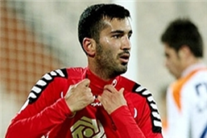 بازیکن‌ سابق پرسپولیس استقلالی‌ شد
