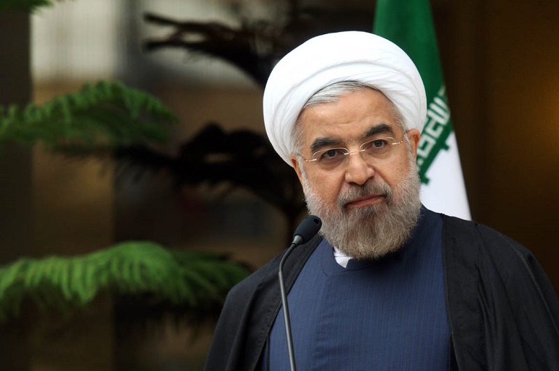 اظهارنظرهای دوگانه حسن روحانی درباره موشک و سانتریفیوژ/چه چیزی برای دولت اقتدار و آرمان است؟