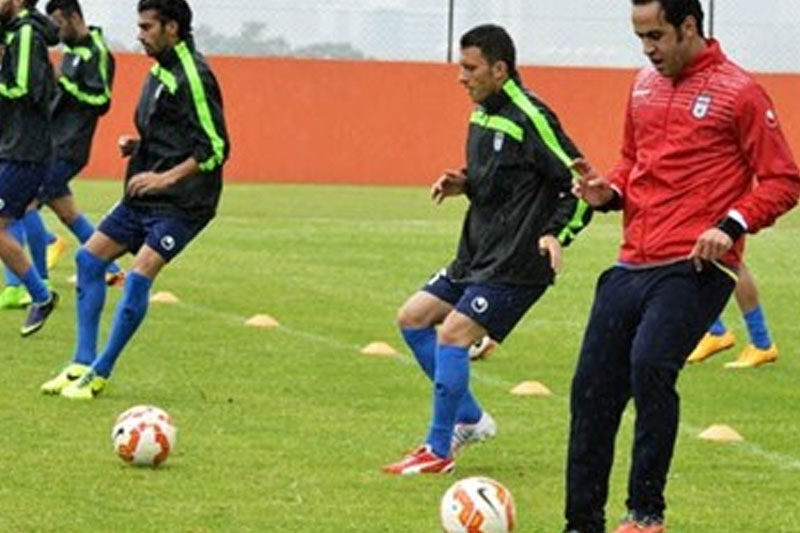 کریمی در تمرین پرسپولیس پا به توپ شد 