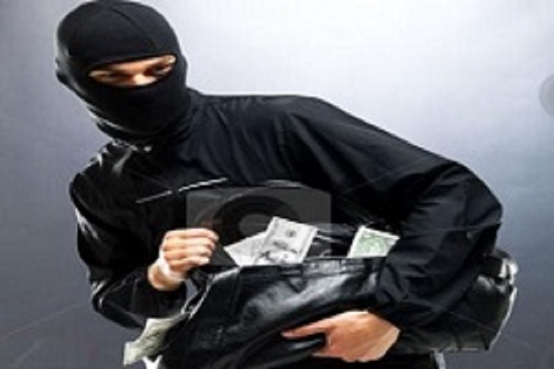 ماجرای وانت 8میلیاردی چه بود؟