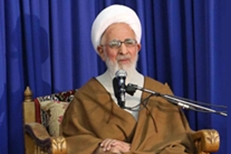 تقدیر آیت‌الله جوادی‌آملی از تلاش برای احیای جنبه‌های دینی در طب