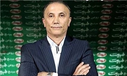 درخشان: به سرمربی تیم ملی اطلاعات غلط می‌دهند/ او بلد است چگونه عوام‌فریبی کند 