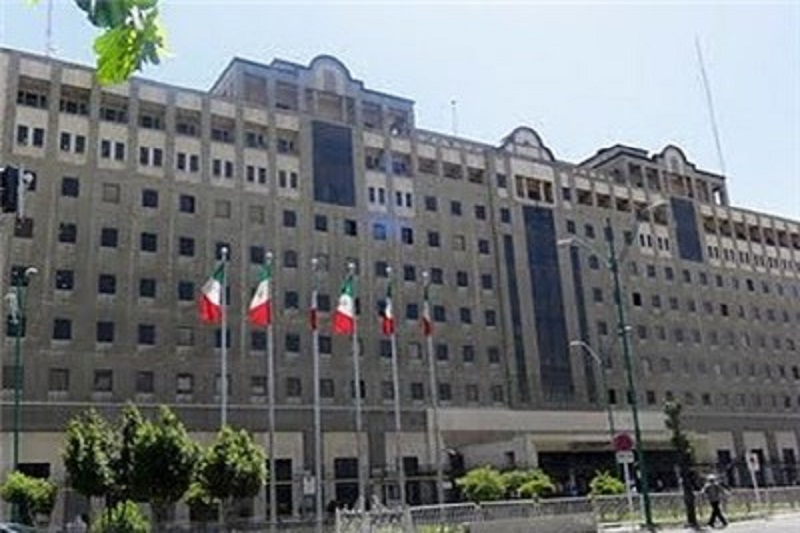 تجمع متقاضیان مسکن مهر پرند مقابل مجلس