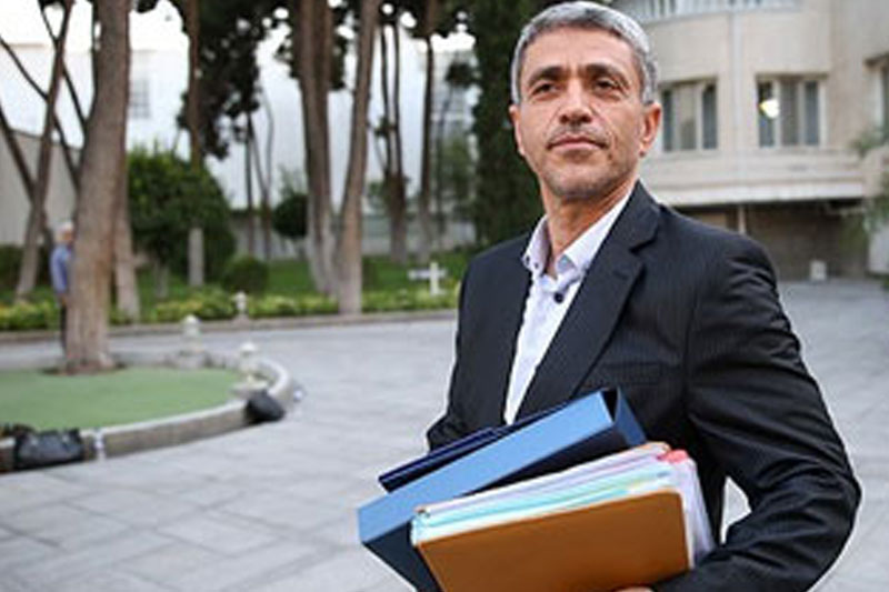 برنامه دیدارهای وزیر اقتصاد در باکو