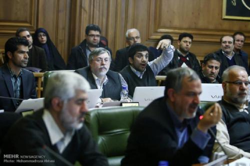 کاشت چنارهای اصفهانی در خیابان ولیعصر