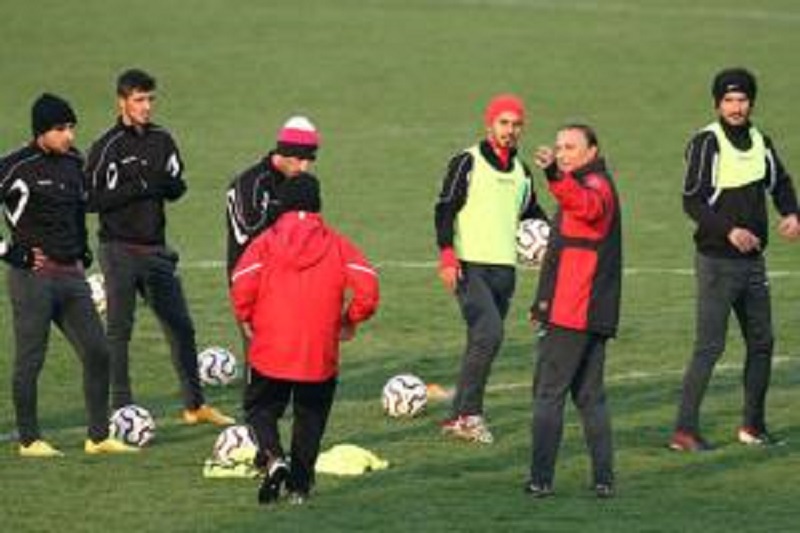 آشنایی با مدافع ازبک مورد نظر پرسپولیس