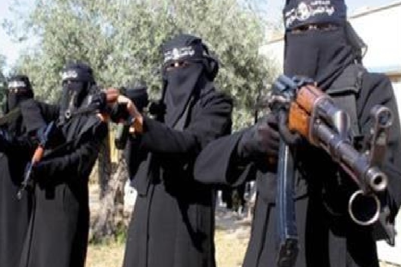 100 زن آلمانی به تروریستهای داعش پیوسته‌اند 