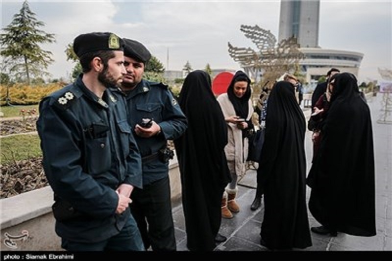 مستثنی کردن هنرمندان از امر به معروف و نهی از منکر پذیرفتنی نیست
