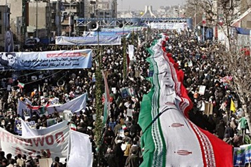 مشت ملت7/حضور پرشور جامعه ورزش در راهپیمایی ۲۲ بهمن 