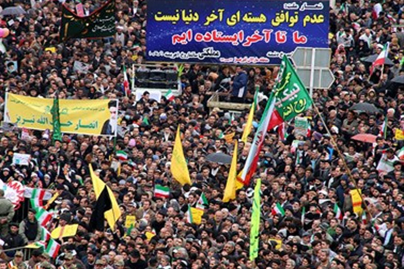 درخواست مردم لغو تمامی تحریم‌های غرب علیه ایران 