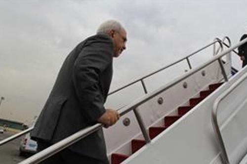 ظریف تهران را به مقصد باکو ترک کرد