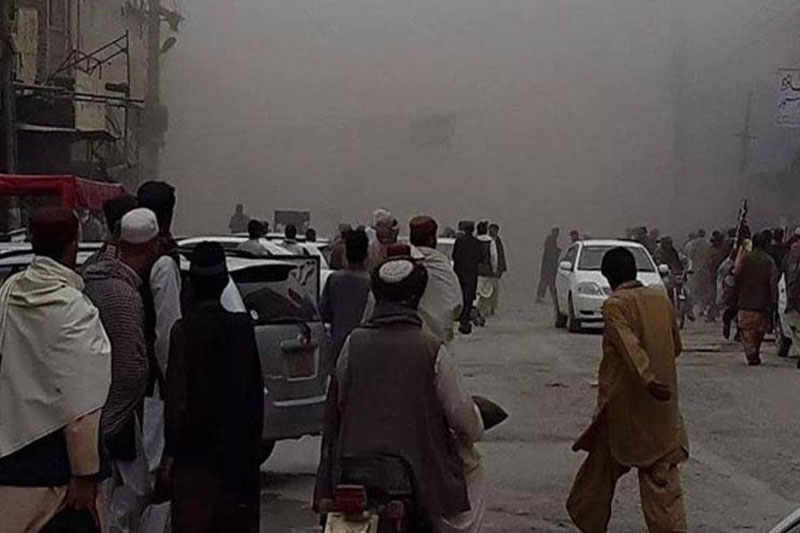 10 کشته و مجروح در انفجار بمب در مرز افغانستان و پاکستان 