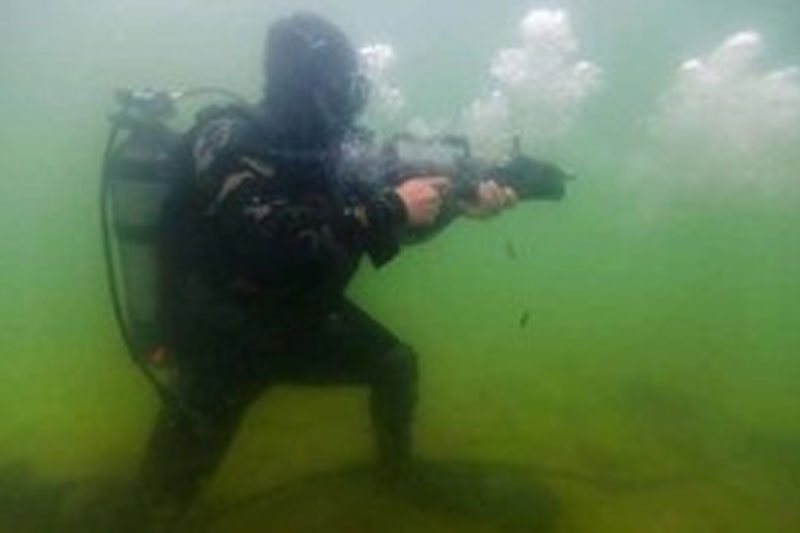 فیلم:سلاحی با قابلیت شلیک زیر آب