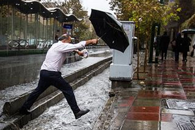 پایتخت بارانی می شود