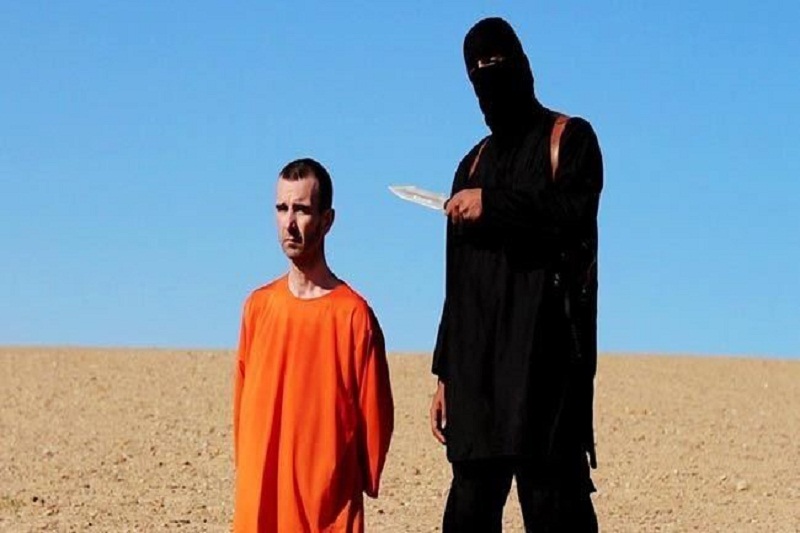 کودکی که تروریست بین‌المللی شد+عکس
