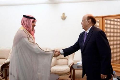 دیدار سفیر عربستان با رئیس جمهور مستعفی یمن در عدن 