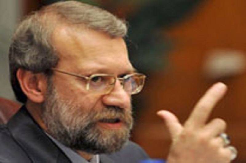 لاریجانی: دولتی‌ها مراقب مصاحبه‌هایشان باشند