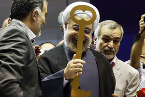 توپ تهدید افشاگری دولت تدبیر به روی منتقدان/تهدید منتقدان به جای واکنش به تهدیدهای نظامی آمریکا/آغاز جرزنی انتخاباتی دولتی‌ها