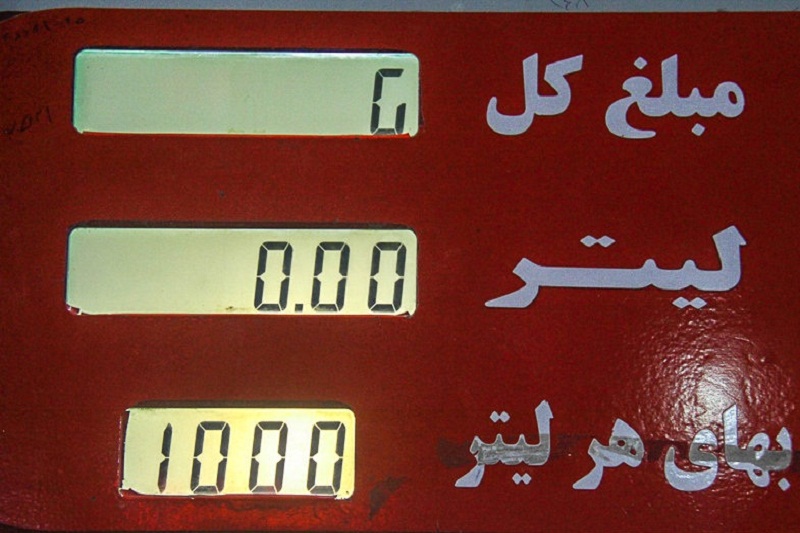 جزییات توزیع بنزین یورو 4 در کلانشهرها/ اهواز و شیراز باز ماندند 