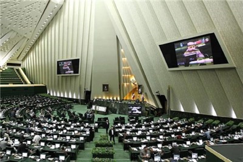 نامزدهای انتخابات مجلس تا ۲۷ خرداد از سمتهای دولتی خود استعفا دهند