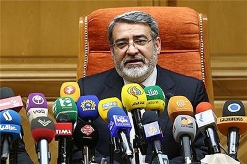 آخرین اخبار از پرونده اسیدپاشی اصفهان/ انتخابات در کلان‌شهرها به صورت الکترونیکی انجام می‌شود/ افزایش ۹۵ درصدی پرداخت اعتبارات دولت به شهرداری 