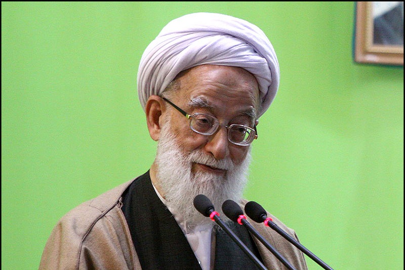  امامی‌کاشانی: ولی امر باید درباره عمره تصمیم بگیرد