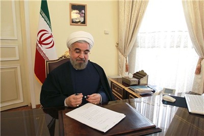 روحانی قهرمانی تیم ملی کشتی آزاد در مسابقات جام جهانی را تبریک گفت 